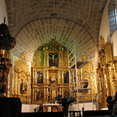 Restauración de retablos (empresa privada)